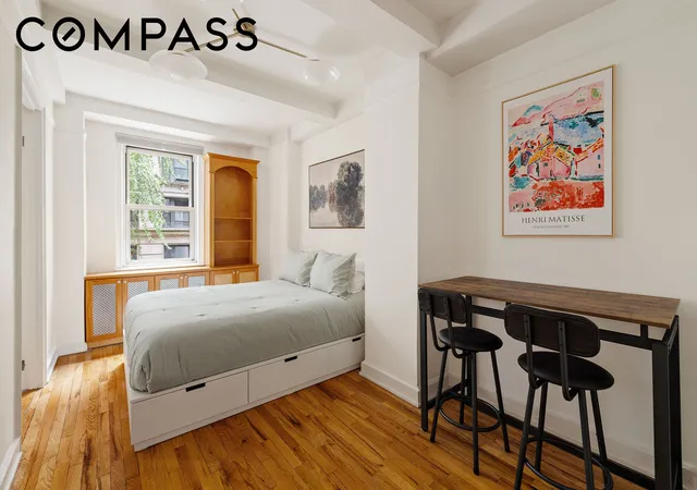 Photo 4 of Sale Pending at 155 E 49th Street #3B, New York City, NY 10017 | MLS# RLS20107168 | Listing updated on 2026-10-05