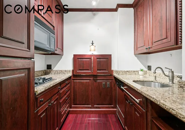 Photo 3 of Sale Pending at 301 E 22nd Street #8B, New York City, NY 10010 | MLS# RLS20113582 | Listing updated on 2026-10-07