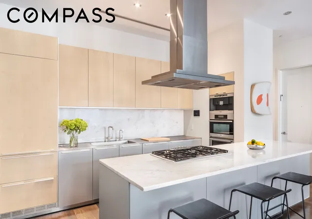 Photo 4 of House for sale at 72 Mercer St #3E, New York City, NY 10012 | MLS# RLS20088605 | Listing updated on 2026-09-19