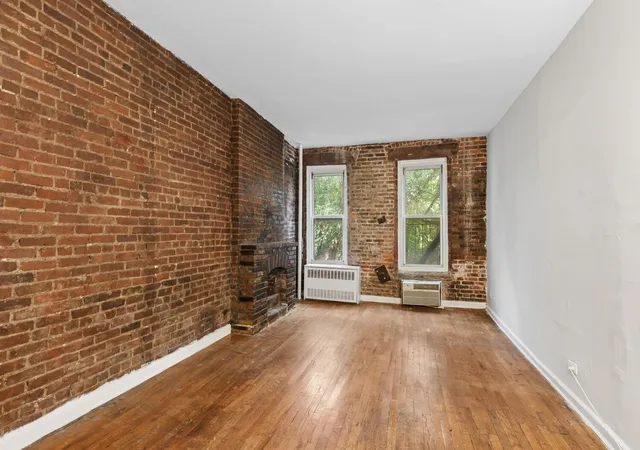 Listing Photo 4 - Condo for sale in building located at 92 Horatio St, New York City, NY 10014 - Unit #4S