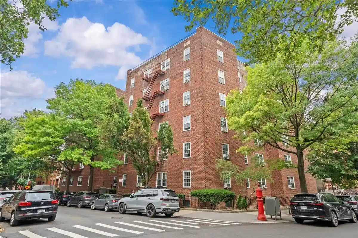 Listing Photo 14 - Condo for sale in 1125 Lorimer St located at 1125 Lorimer St, New York, NY 11222 - Unit #2J