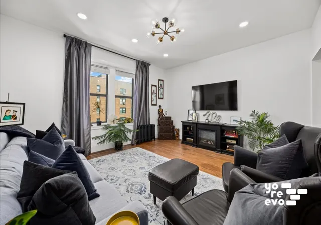 Listing Photo 2 - Condo for sale in building located at 83-84 116Th St, New York, NY 11418 - Unit #4A