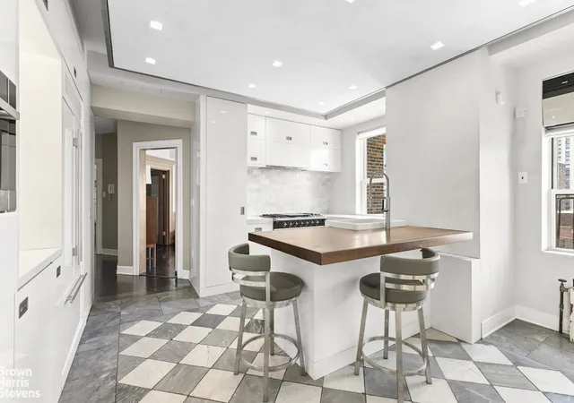 Listing Photo 5 - Condo for sale in The Cherbourg located at 322 Central Park W, New York City, NY 10025 - Unit #15A