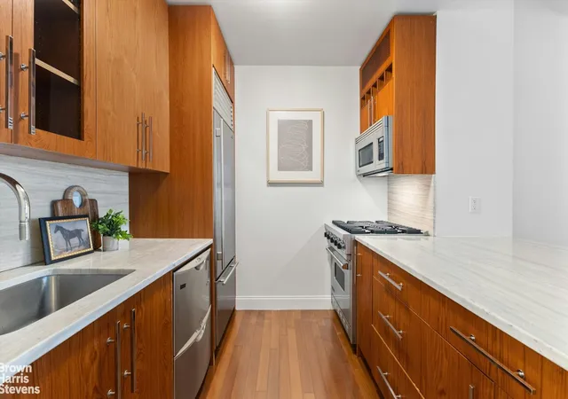 Photo 3 of Condo for sale at 88 Greenwich St #724W, New York City, NY 10006 | MLS# RLS20114259 | Listing updated on 2026-09-30