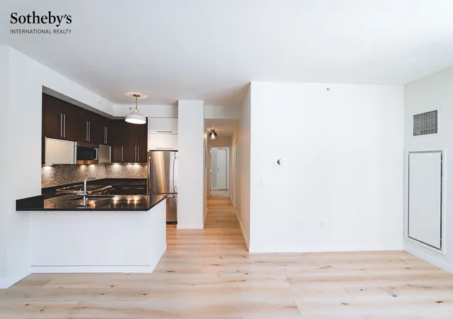 Photo 2 of House for sale at 100 Jay St #4A, New York City, NY 11201 | MLS# RLS20114317 | Listing updated on 2026-09-11