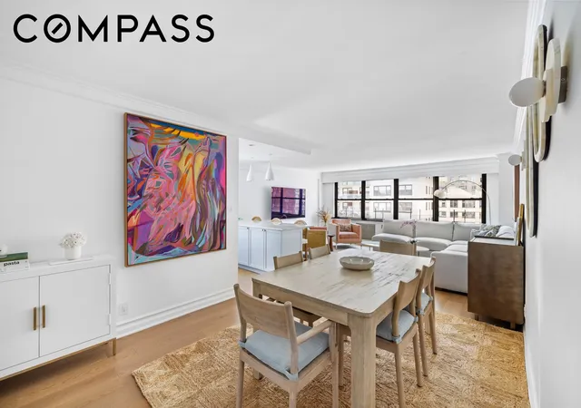Listing Photo 2 - Condo for sale in building located at 399 E 72Nd St, New York City, NY 10021 - Unit #12AB