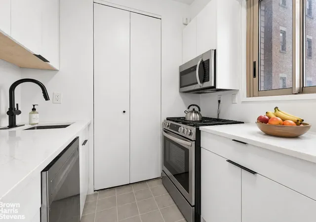 Photo 2 of House for sale at 101 W 79th Street #3A, New York City, NY 10024 | MLS# RLS20110749 | Listing updated on 2026-10-04