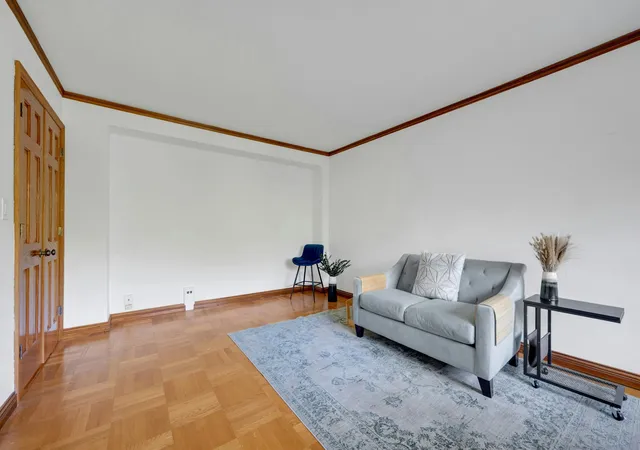 Listing Photo 4 - Condo for sale in building located at 735 Kappock St, New York, NY 10463 - Unit #8F