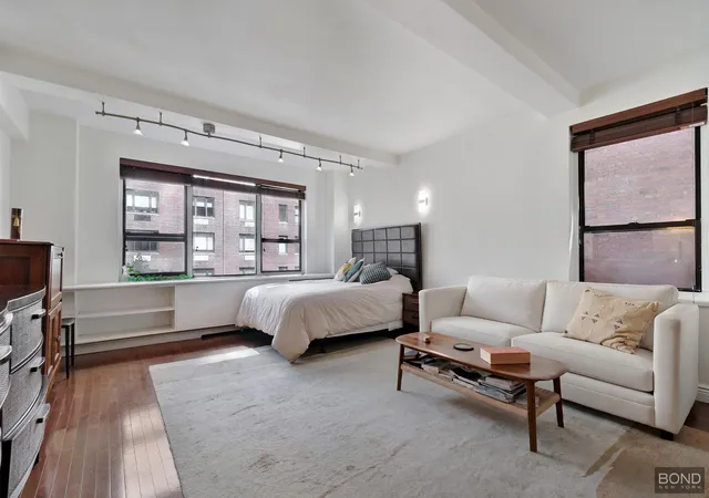 Photo 1 of Condo for sale at 30 E 37th Street #6H, New York City, NY 10016 | MLS# RLS20114811 | Listing updated on 2026-10-04