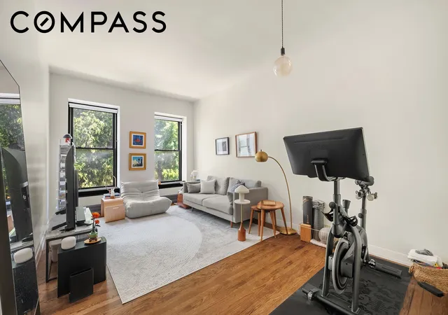 Photo 1 of House for sale at 422 W 20th Street #2B, New York City, NY 10011 | MLS# RLS20094948 | Listing updated on 2026-09-14