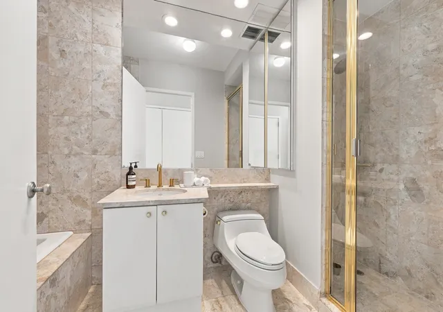 Photo 4 of House for sale at 200 Riverside Blvd #25E, New York City, NY 10069 | MLS# RLS20114861 | Listing updated on 2026-09-15