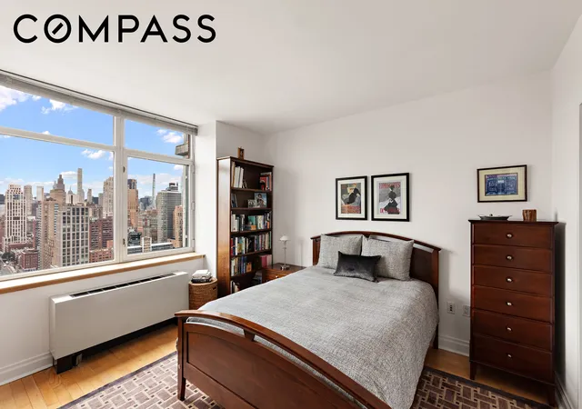 Photo 3 of House for sale at 1760 2nd Avenue #32B, New York City, NY 10128 | MLS# RLS20114985 | Listing updated on 2026-09-22
