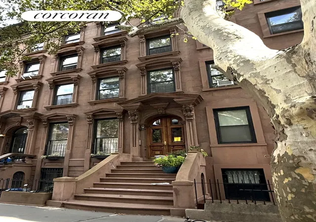 Photo 1 of Multi family home for sale at 7 S Oxford St, New York City, NY 11217 | MLS# RLS20115060 | Listing updated on 2026-09-14