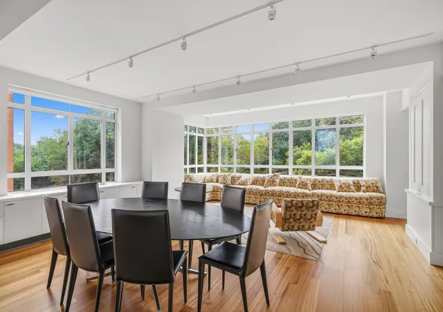 Photo 4 of Condo for sale at 25 Central Park W #5Q/4P, New York City, NY 10023 | MLS# RLS20115166 | Listing updated on 2026-10-01