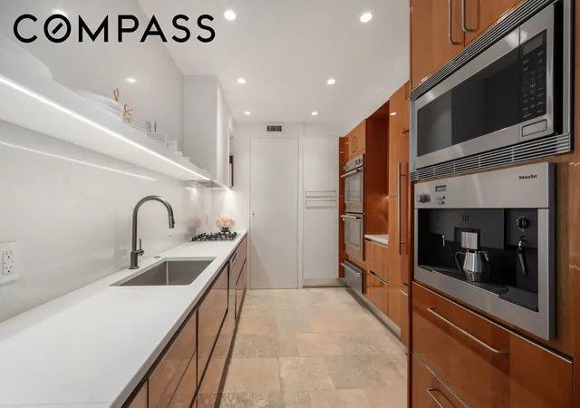 Photo 4 of House for sale at 106 Central Park S #26A, New York City, NY 10019 | MLS# RLS20110885 | Listing updated on 2026-09-15