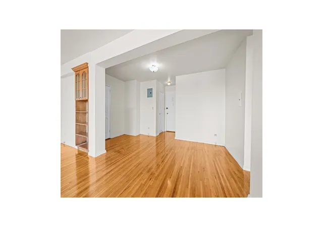 Listing Photo 4 - Condo for sale in building located at 6300 Riverdale Ave, New York, NY 10471 - Unit #5A