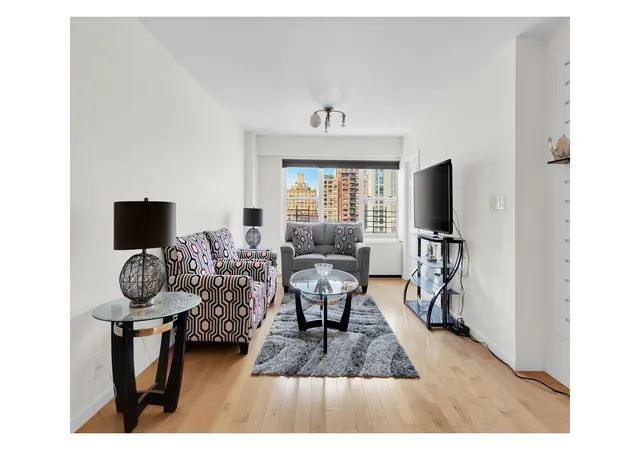 Photo 4 of House for sale at 370 E 76th Street #C1209, New York City, NY 10021 | MLS# RLS20115345 | Listing updated on 2026-10-05