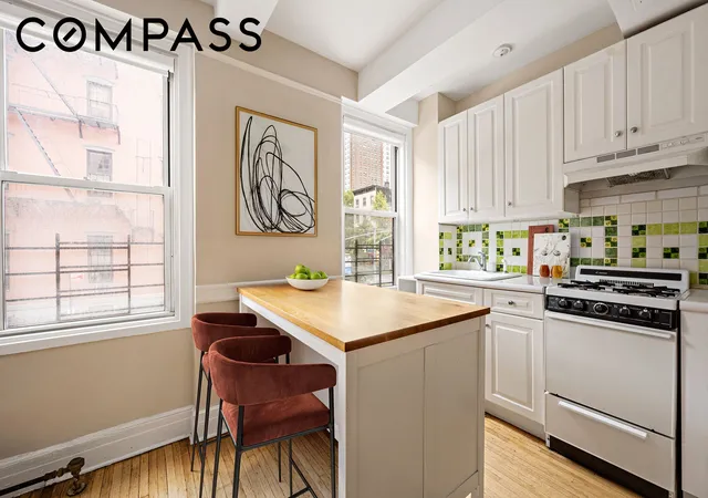 Listing Photo 3 - Condo for sale in building located at 365 W 20Th St, New York City, NY 10011 - Unit #2E