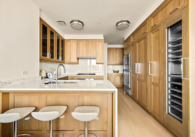 Photo 3 of House for sale at 30 Park Pl #55A, New York City, NY 10007 | MLS# RLS20115525 | Listing updated on 2026-09-24