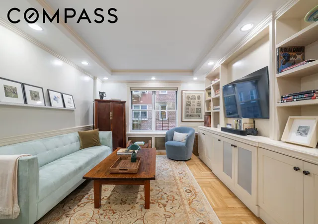 Photo 3 of Condo for sale at 360 Cabrini Blvd #3F, New York City, NY 10040 | MLS# RLS20115635 | Listing updated on 2026-09-18
