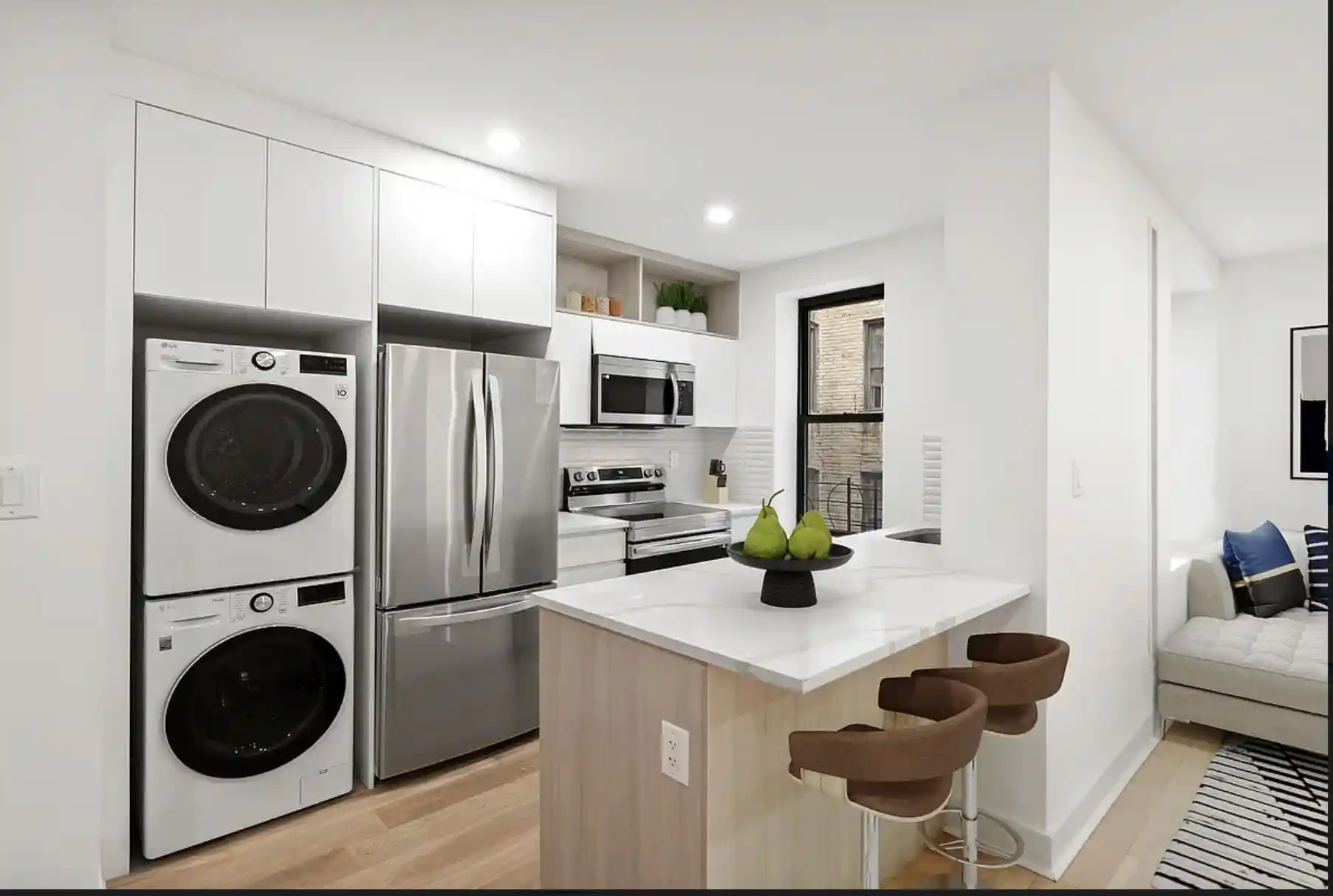 Listing Photo 2 - Condo for sale in 86 Thayer St located at 86 Thayer St, New York City, NY 10040 - Unit #1-A