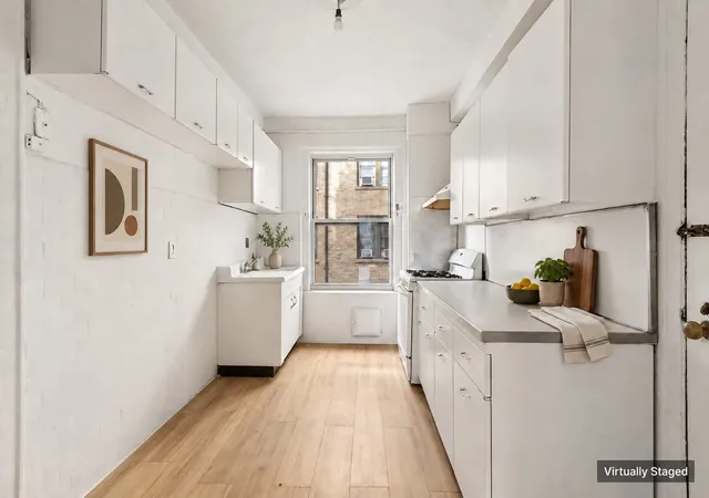 Photo 3 of House for sale at 250 W 94th Street #11B, New York City, NY 10025 | MLS# RLS20116350 | Listing updated on 2026-09-29