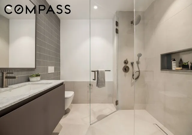 Photo 4 of Sale Pending at 179 N 10th Street #6E, New York City, NY 11211 | MLS# RLS20115302 | Listing updated on 2026-09-22