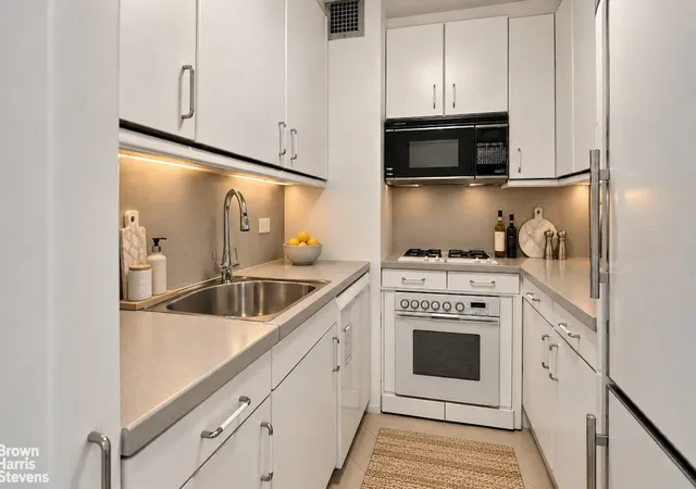Photo 4 of House for sale at 444 E 75th Street #15B, New York City, NY 10021 | MLS# RLS20116541 | Listing updated on 2026-10-06