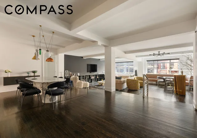Listing Photo 2 - Condo for sale in building located at 170 E 77Th St, New York City, NY 10075 - Unit #6A
