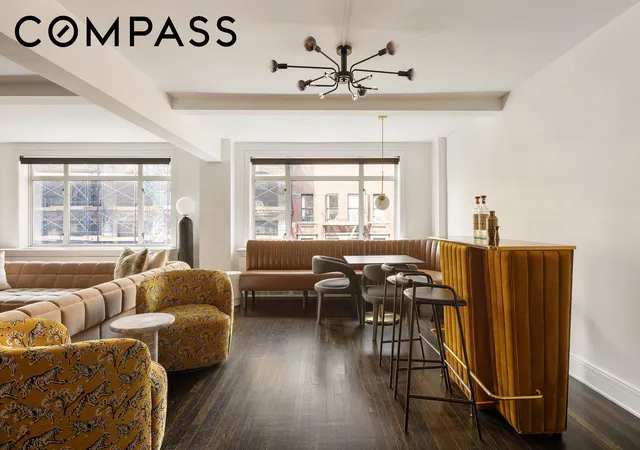 Listing Photo 3 - Condo for sale in building located at 170 E 77Th St, New York City, NY 10075 - Unit #6A