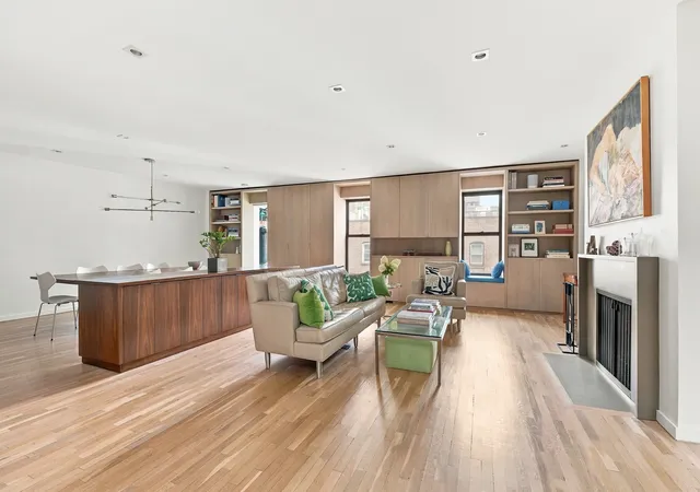 Photo 2 of Multi family home for sale at 5 E 75th Street #8, New York City, NY 10021 | MLS# RLS20116560 | Listing updated on 2026-10-07