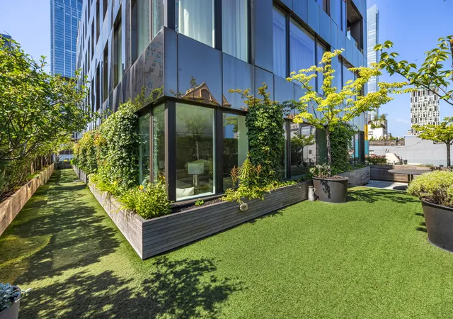 Photo 4 of Sale Pending at 37 Warren St #PHCD, New York City, NY 10007 | MLS# RLS20116602 | Listing updated on 2026-09-22
