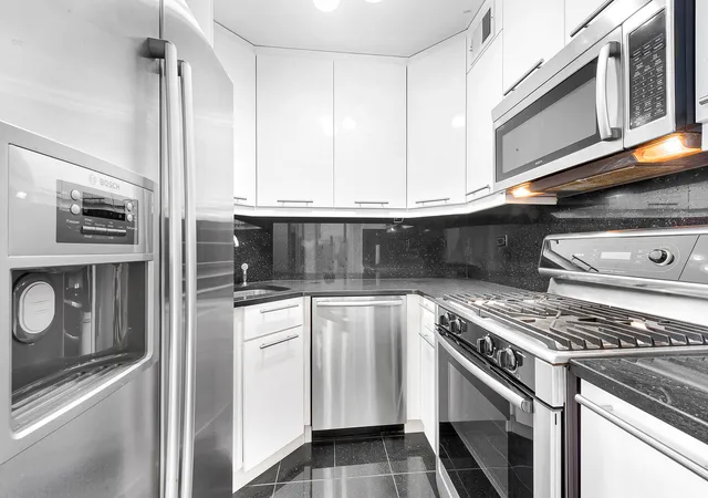 Photo 1 of House for sale at 30 W 61st Street #17D, New York City, NY 10023 | MLS# RLS20116610 | Listing updated on 2026-09-30