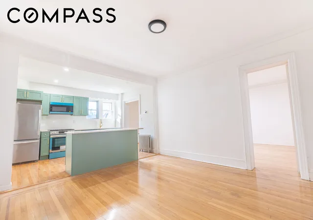 Photo 4 of Townhouse for sale at 142-16 180th Street, New York City, NY 11434 | MLS# RLS20116662 | Listing updated on 2026-10-06