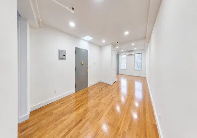 Photo 2 of Multi family home for sale at 364 Macon St, New York City, NY 11233 | MLS# RLS20116664 | Listing updated on 2026-10-04