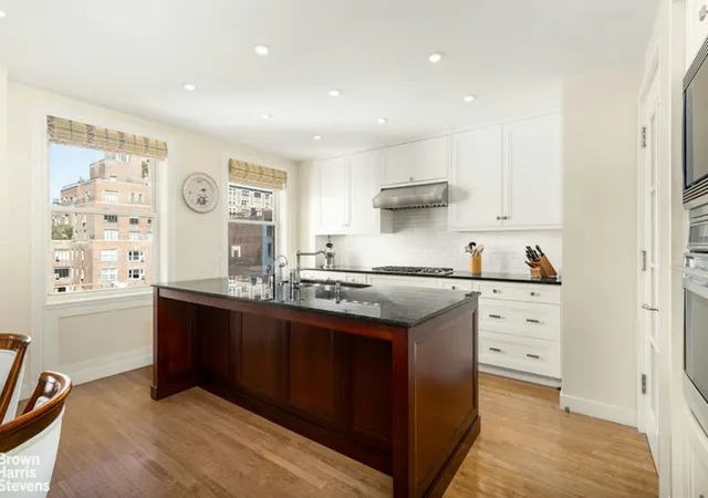 Photo 4 of House for sale at 50 E 77th Street #10B, New York City, NY 10075 | MLS# RLS20116670 | Listing updated on 2026-09-23