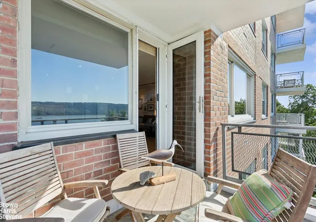 Photo 2 of House for sale at 2621 Palisade Ave #1C, New York City, NY 10463 | MLS# RLS20116678 | Listing updated on 2026-09-23