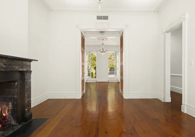 Photo 3 of Single family home for sale at 25 Vandam St, New York City, NY 10013 | MLS# RLS20116694 | Listing updated on 2026-09-30