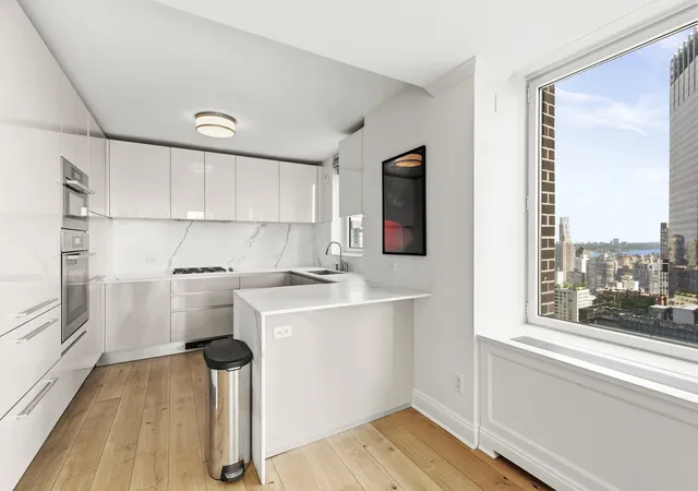Photo 3 of House for sale at 322 W 57th Street #PH56K, New York, NY 10019 | MLS# RLS20092385 | Listing updated on 2026-10-04