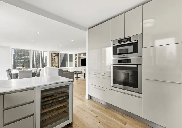 Photo 4 of House for sale at 322 W 57th Street #PH56K, New York, NY 10019 | MLS# RLS20092385 | Listing updated on 2026-10-04