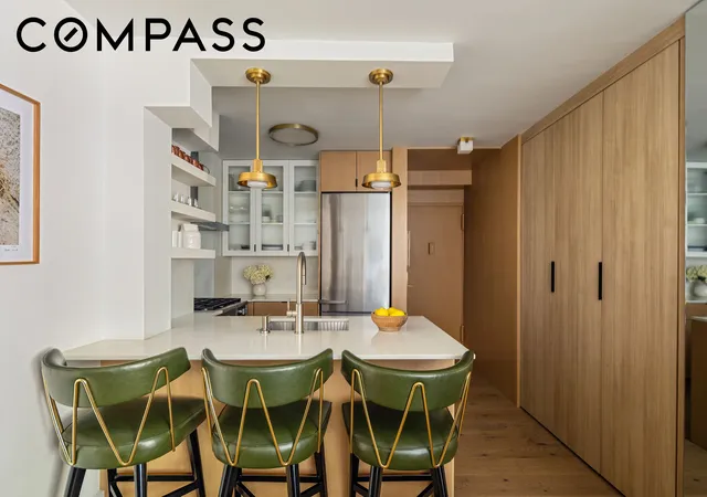 Photo 3 of House for sale at 31 Jane St #6F, New York, NY 10014 | MLS# RLS20116783 | Listing updated on 2026-10-04