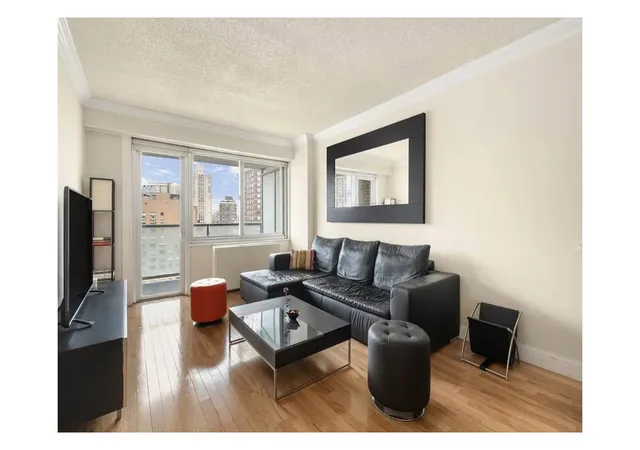 Photo 3 of House for sale at 250 E 87th Street #26D, New York City, NY 10028 | MLS# RLS20116978 | Listing updated on 2026-10-04