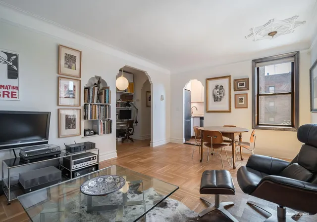 Listing Photo 3 - Condo for sale in building located at 1710Th Ave H, New York City, NY 11230 - Unit #C5