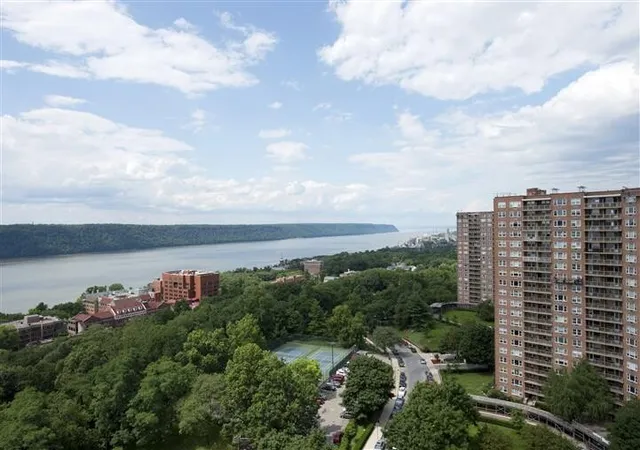 Photo 1 of House for sale at 5700 Arlington Ave #1C, New York City, NY 10471 | MLS# RLS20116993 | Listing updated on 2026-09-23