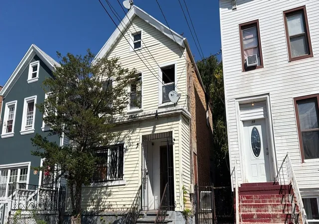 Photo 1 of Single family home for sale at 71 Milford St, New York City, NY 11208 | MLS# RLS20117064 | Listing updated on 2026-09-23