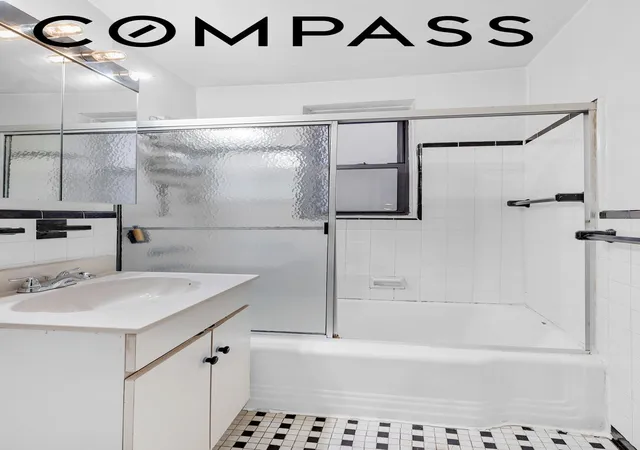 Photo 4 of House for sale at 50-54 E 8th Street #3S, New York City, NY 10003 | MLS# RLS20117083 | Listing updated on 2026-09-24