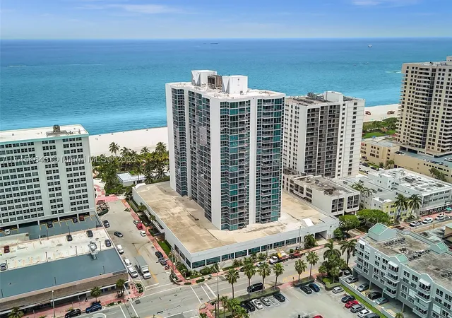 Photo 3 of Condo for sale at 2655 Collins Ave #706, Miami Beach, FL 33140 | MLS# A11454643 | Listing updated on 2026-10-01