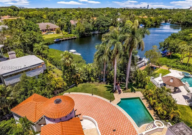 Photo 3 of Sale Pending at 431 Costanera Rd, Coral Gables, FL 33143 | MLS# A11582877 | Listing updated on 2026-09-28