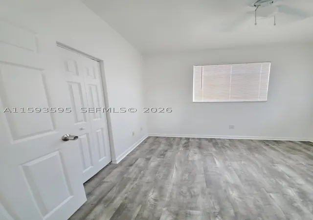 Listing Photo 4 - Condo for sale in building located at 1945 Marsh Harbor Dr, Riviera Beach, FL 33404 - Unit #1945