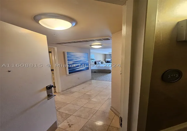Photo 3 of Condo for sale at 18001 Collins Ave #2112, Sunny Isles Beach, FL 33160 | MLS# A11608815 | Listing updated on 2026-08-26